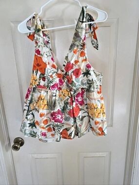 Chelsea & Violet Tropical Floral Print V-Neck Sleeveless Tie Shoulder Top Tie